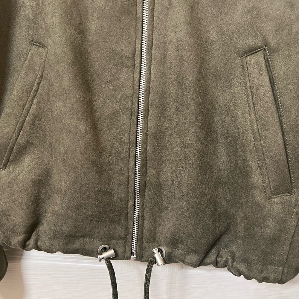 Universal Thread Suede Bubble Jacket - Olive Gree… - image 4
